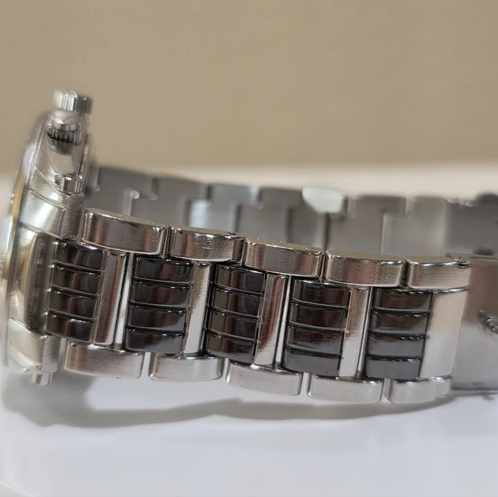 August Steiner Men's AS8070SS Swiss Quartz Month Date Silvertone Wrist Watch